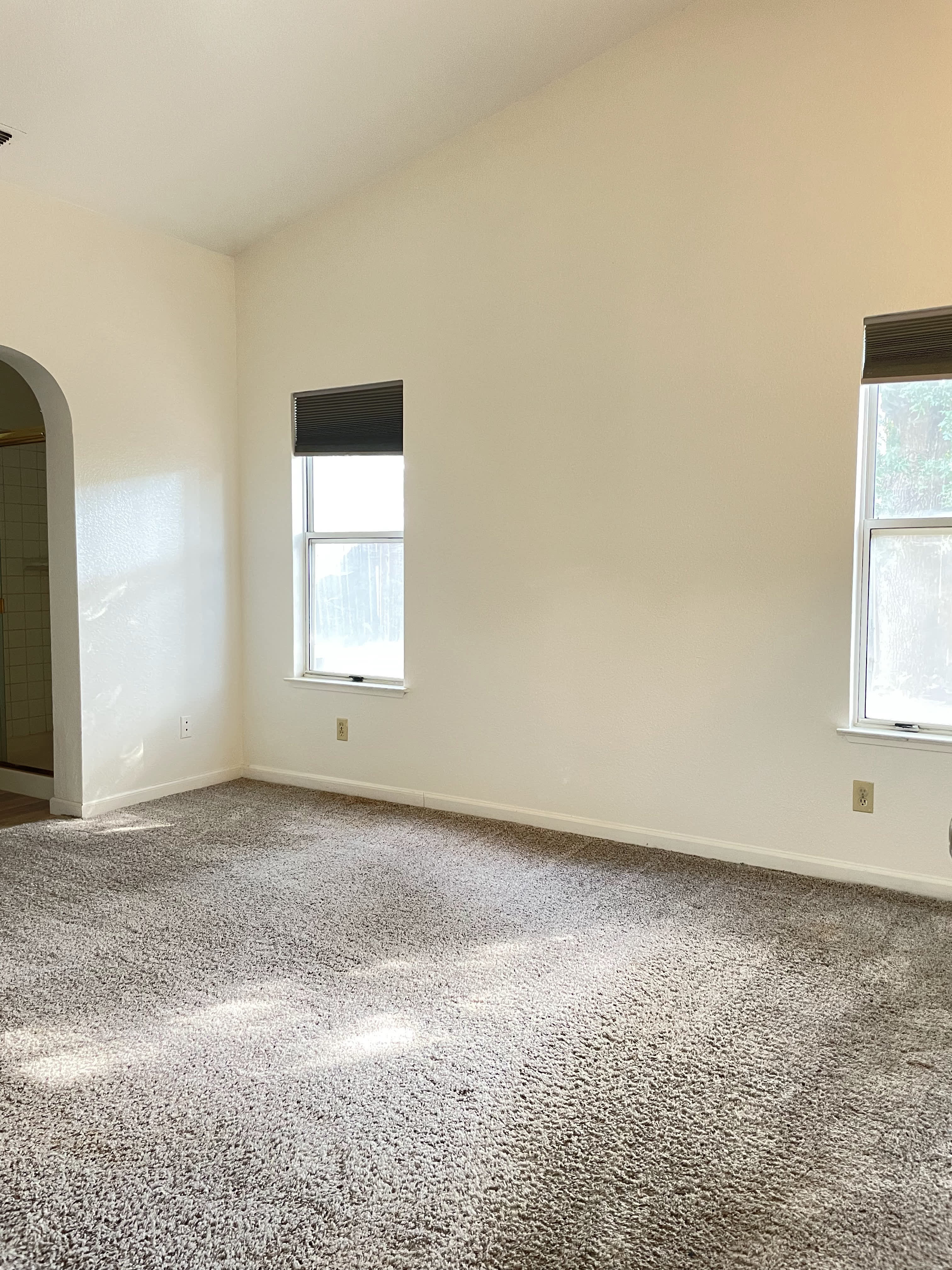 9421 Soaring Oaks Dr – photo 2