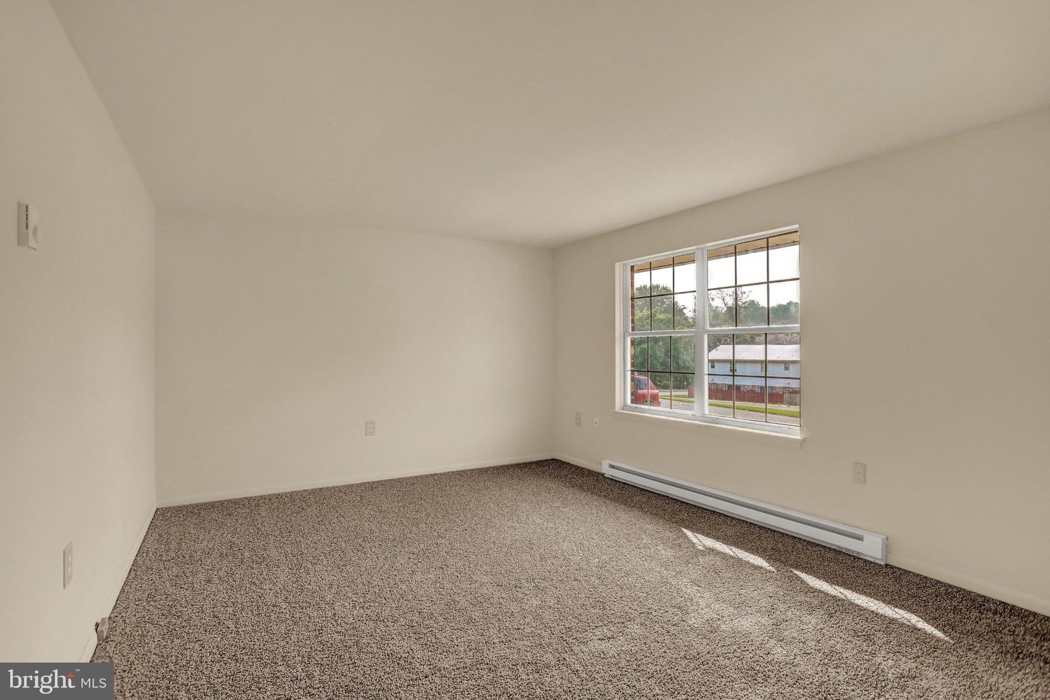 153 Ashford Drive – photo 2