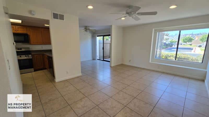 1542 Granite Hills Drive – photo 4