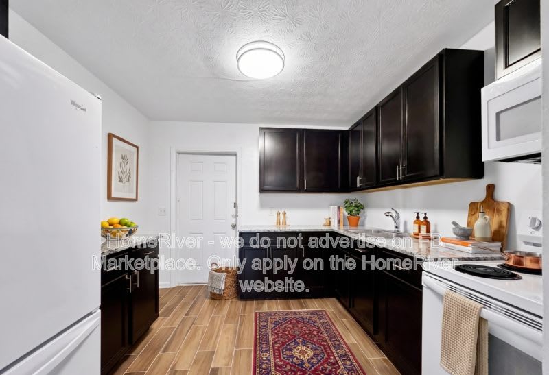 5747 Antoinette Ln – photo 2