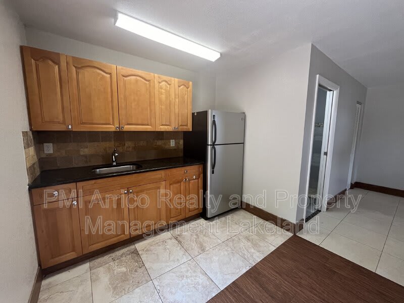512 West Myrtle Street – photo 2