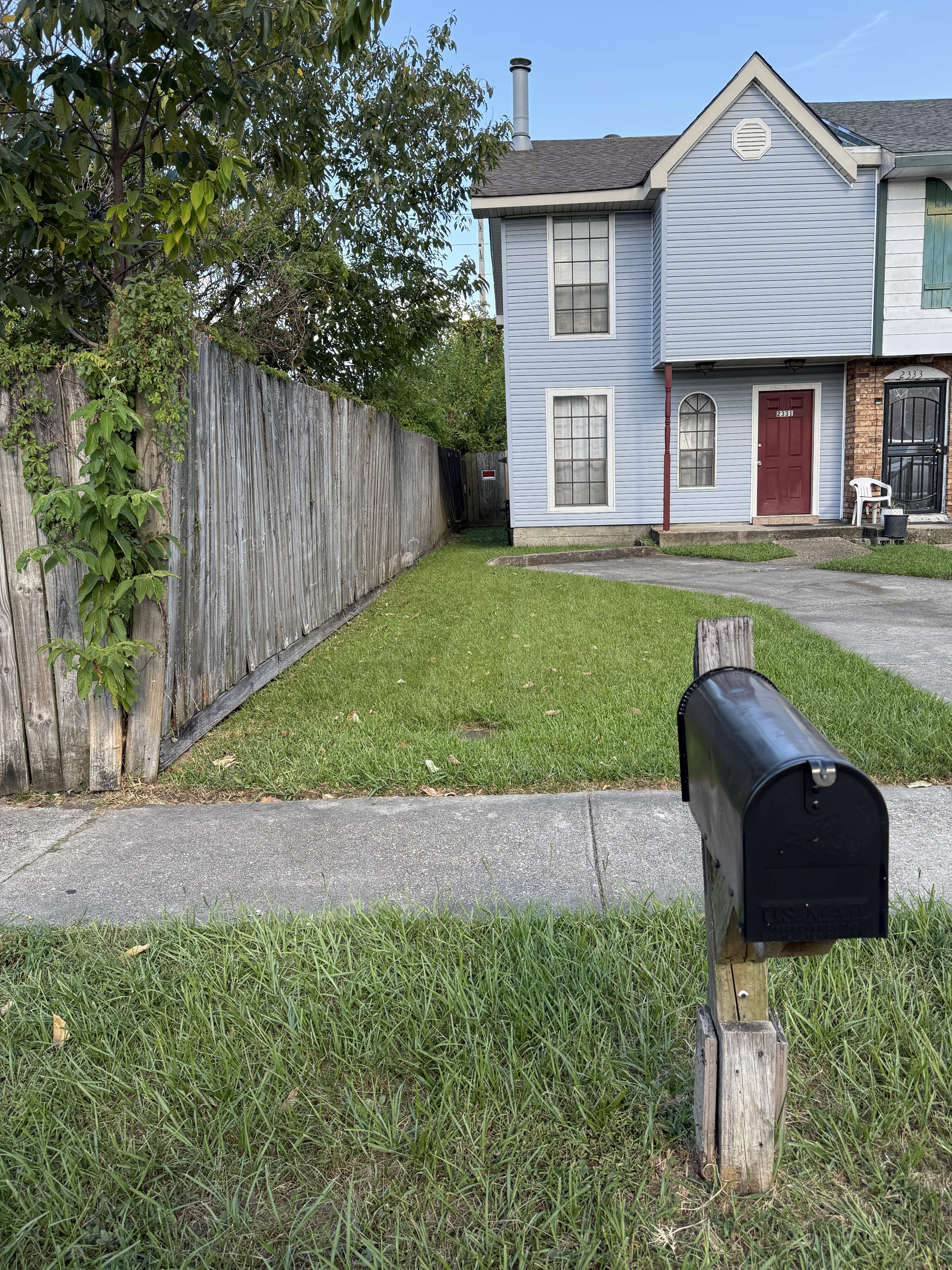 2331 Justin Lane – photo 1