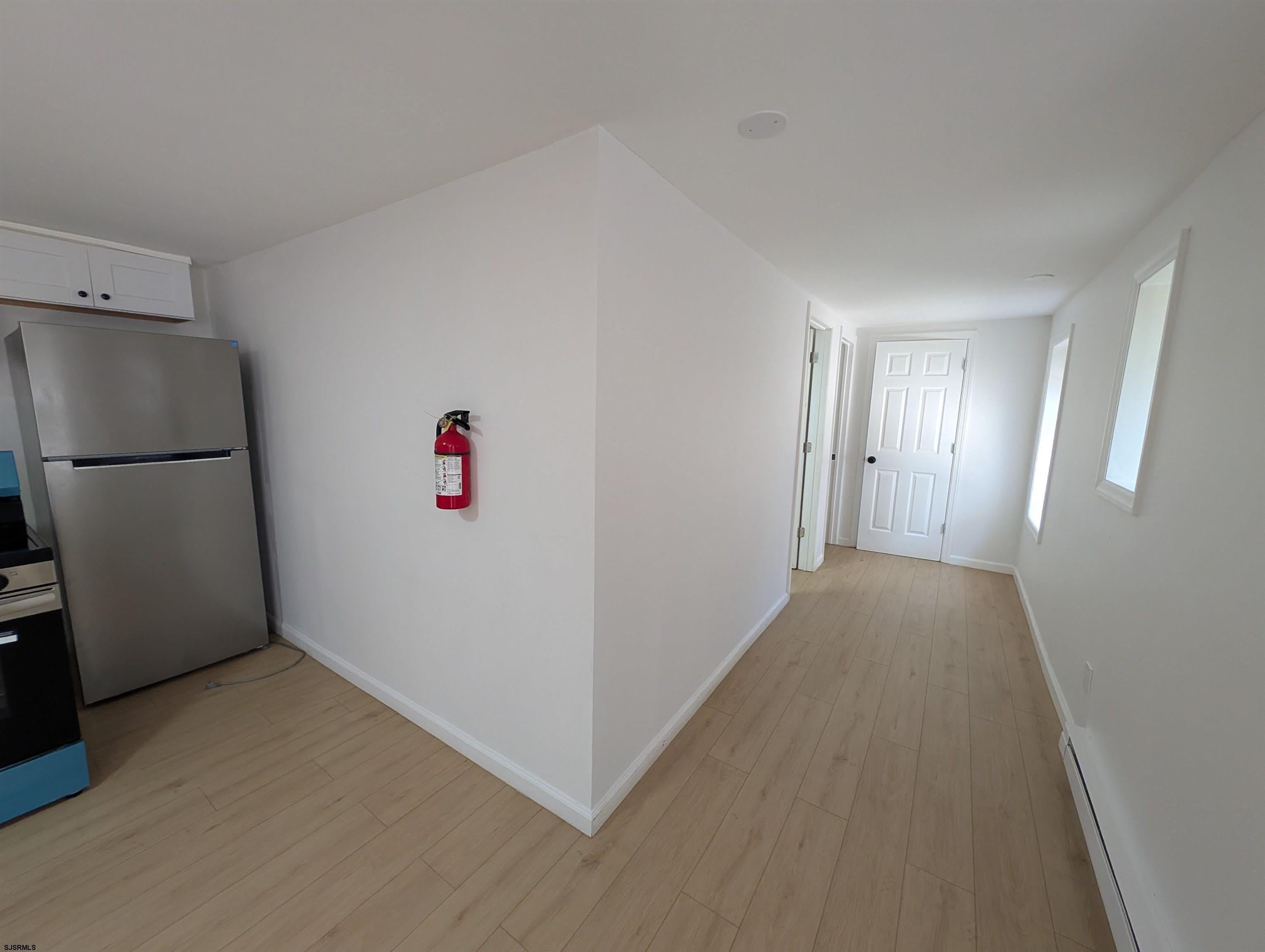 16 N Iowa Ave – photo 4