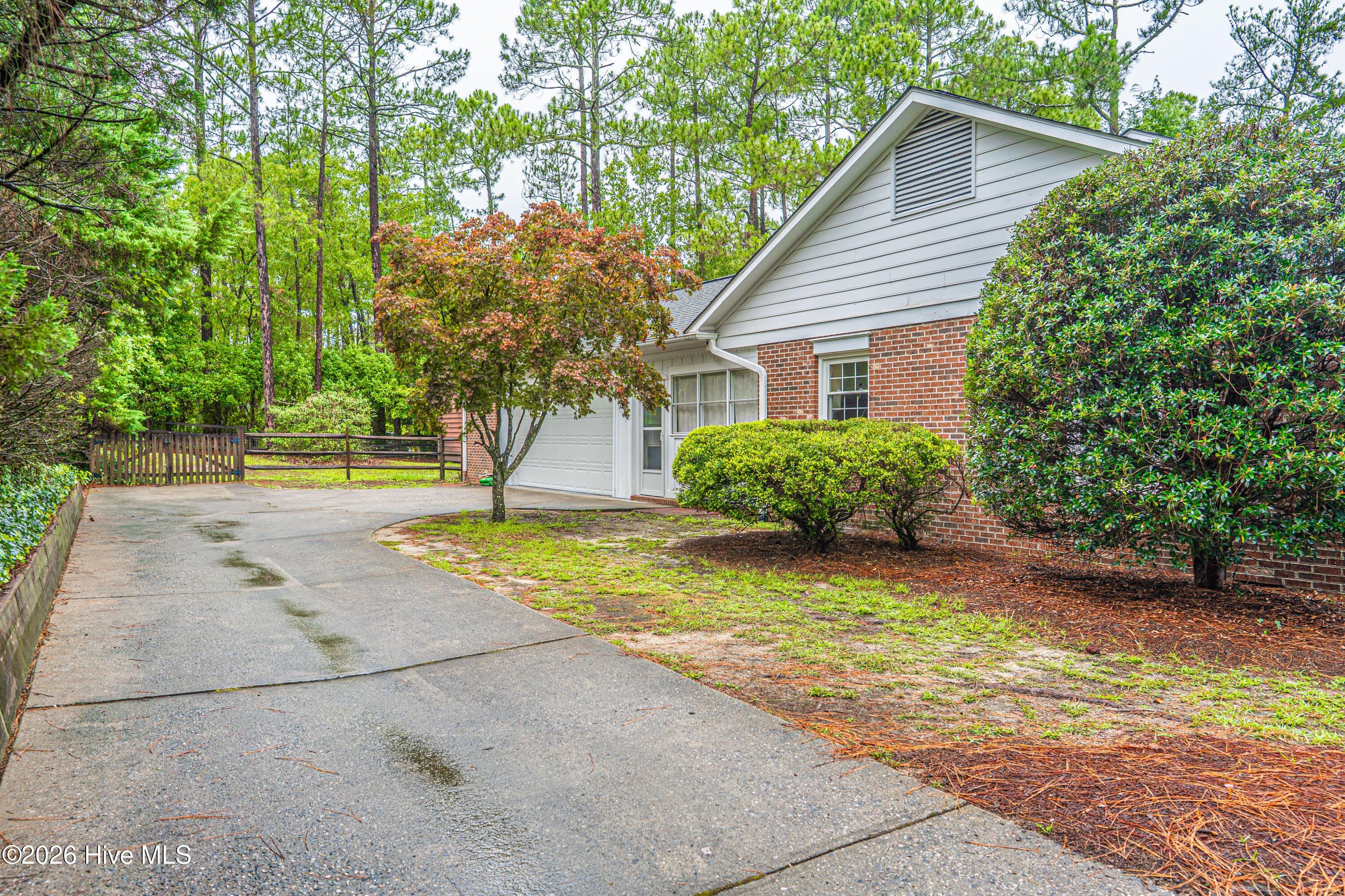 120 Fox Hunt Lane – photo 3
