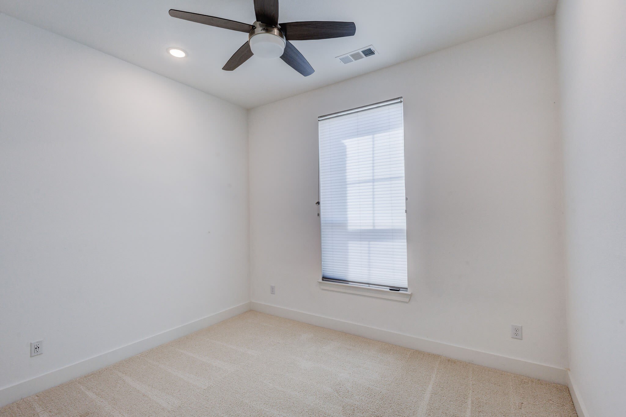 4051 Delta Drive – photo 3