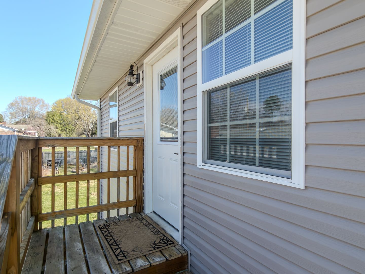West Knoxville 37923 2 Bedroom 1 Bath Apartment – photo 4