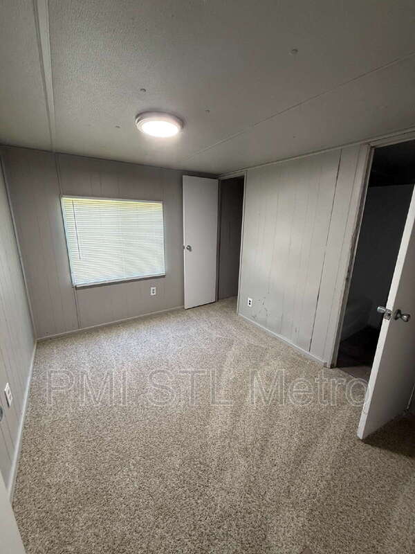 747 Cunningham Ave – photo 3
