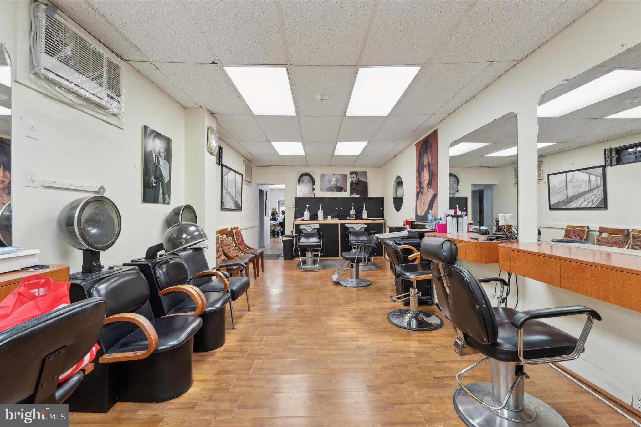 42 S 19TH Street – photo 2