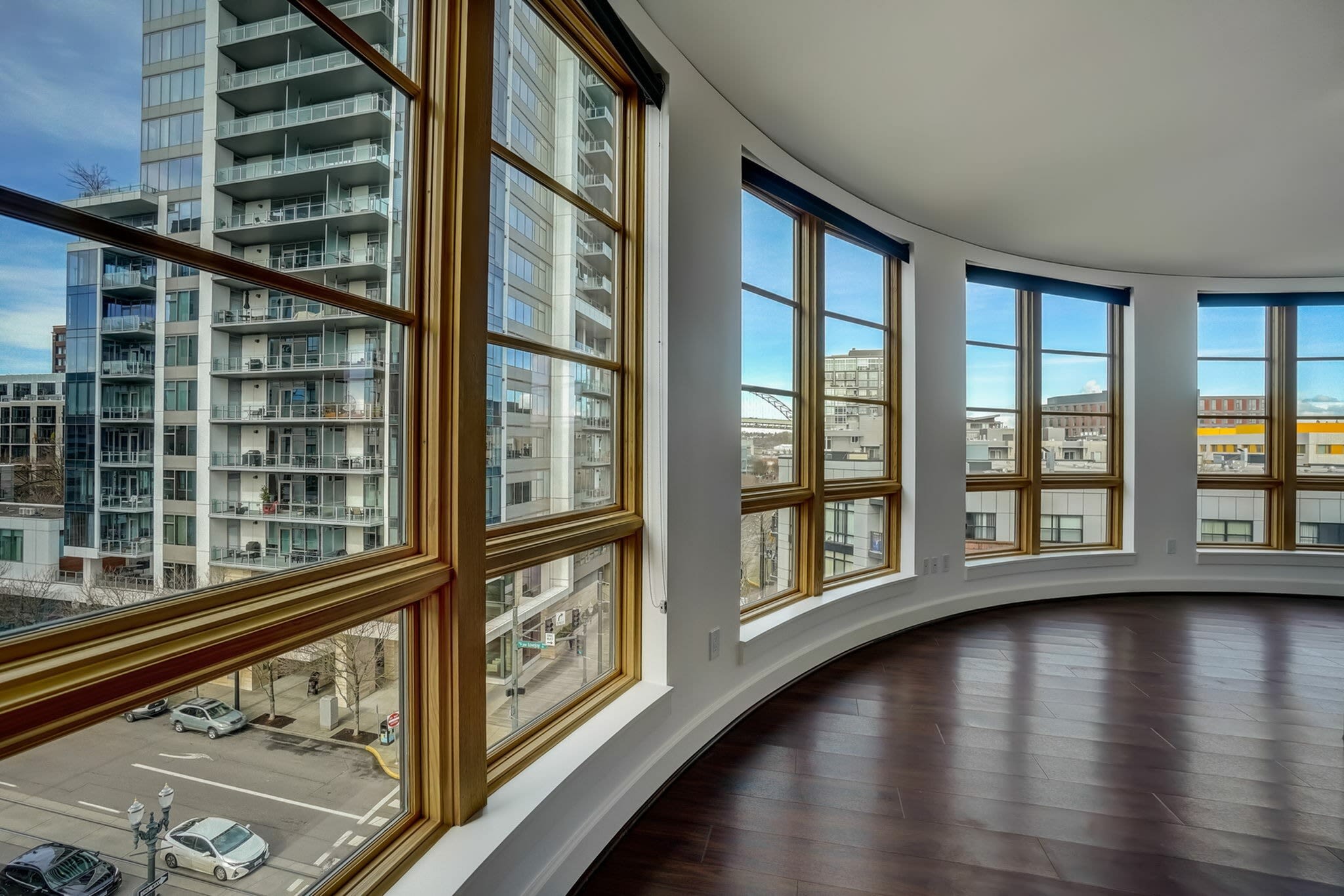 Burlington Tower – photo 4