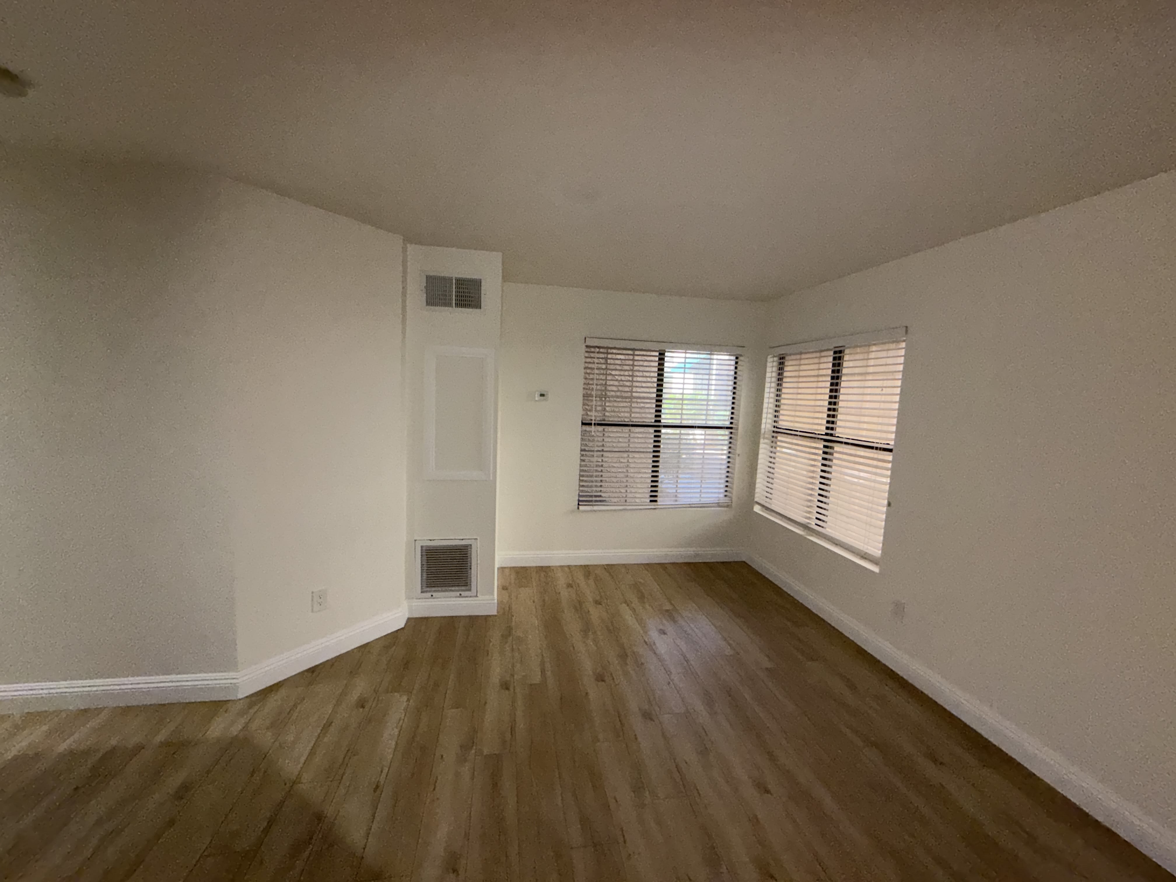 510 Elm Dr Unit 102 – photo 3