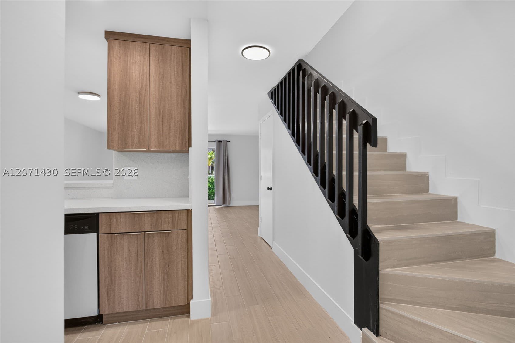 2880 Coral Springs Dr – photo 5