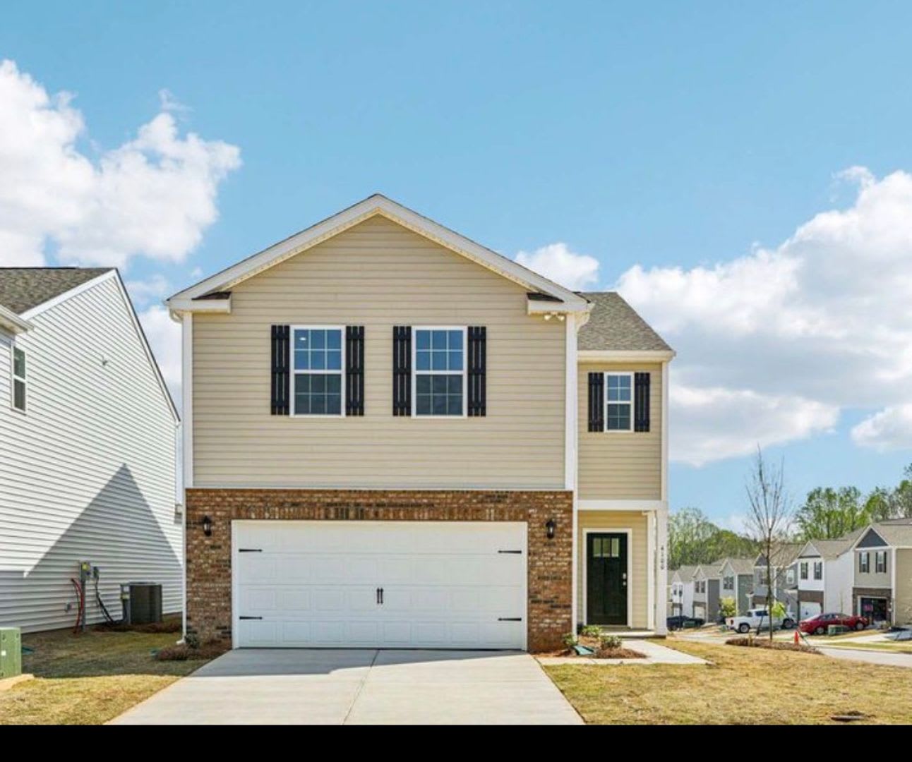 Brand New Spacious Floorplan – photo 1