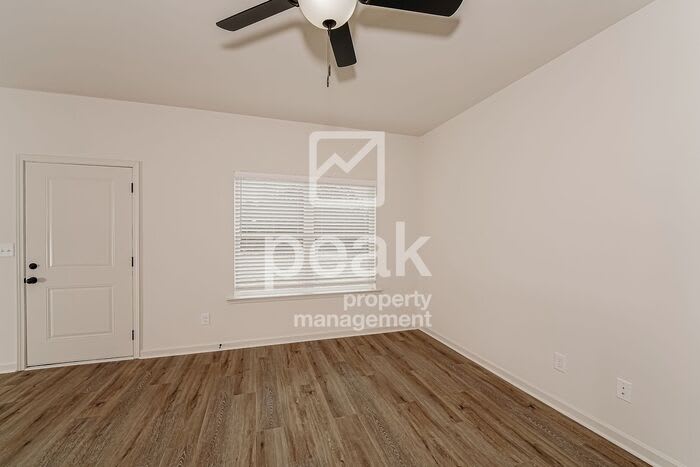 247 4th Avenue – photo 3