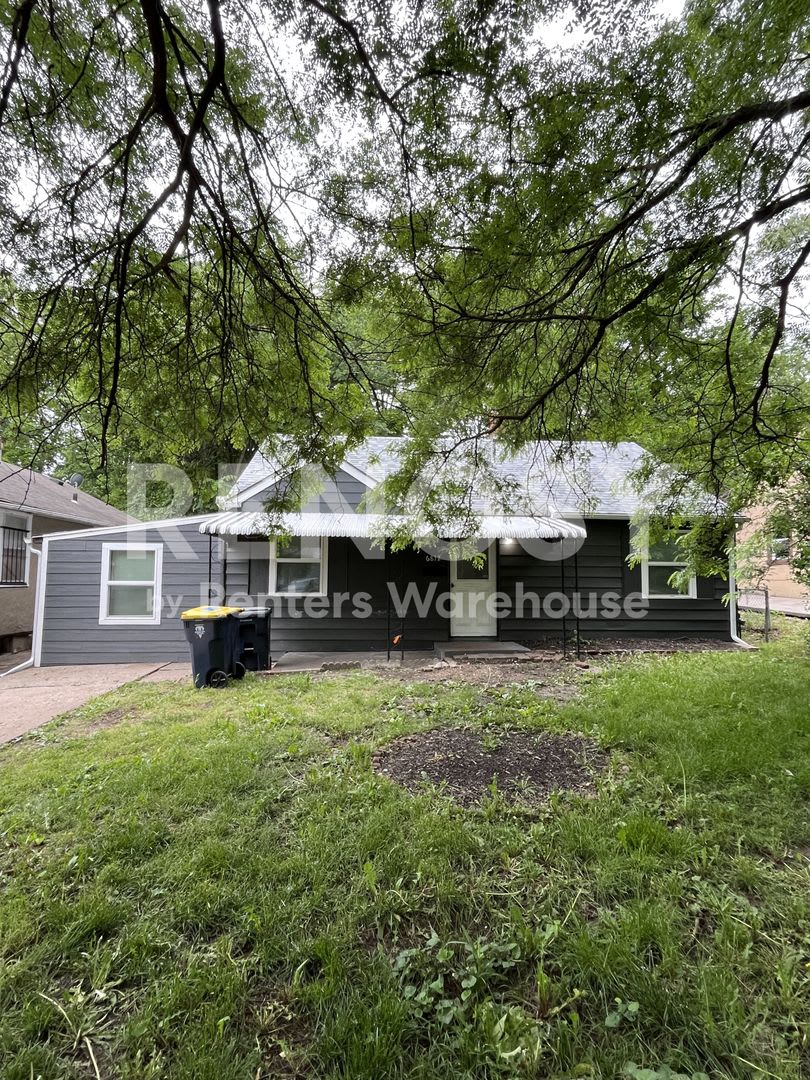 Cozy Rehabbed 4 Bed, 2 Bath Ranch Home with New Appliances – photo 1