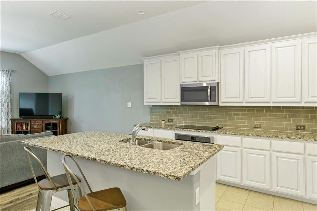 260 Hilltop Drive – photo 5