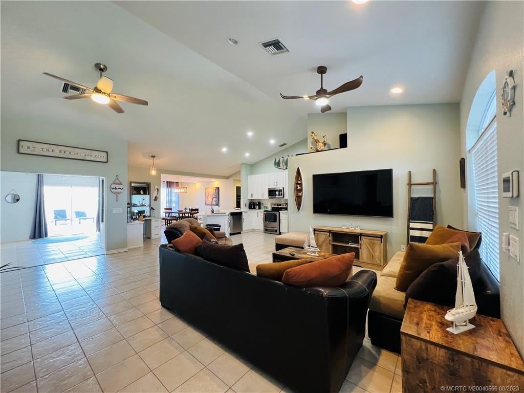 1309 Carlton Ct – photo 5