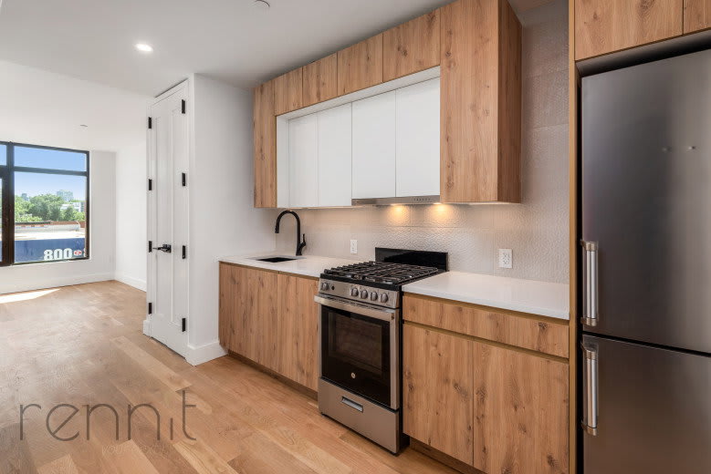 580 Classon Avenue – photo 3