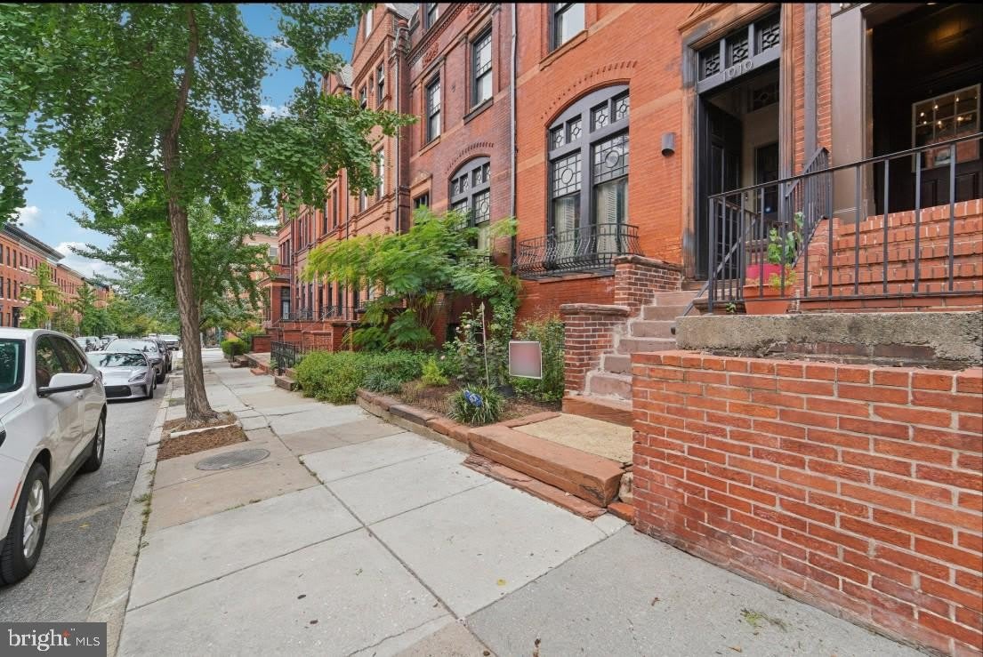 1010 N Calvert Street – photo 2