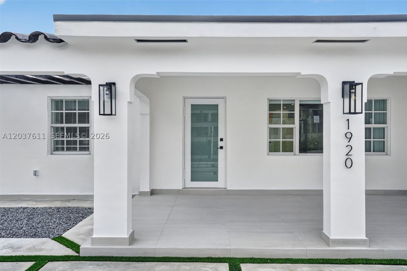 1920 SW 67th Ave – photo 4