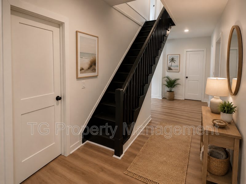 30 Sanford St – photo 4