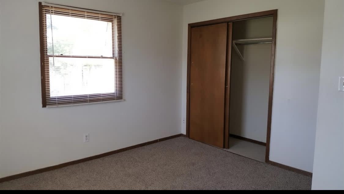 1004 Seminary St – photo 4