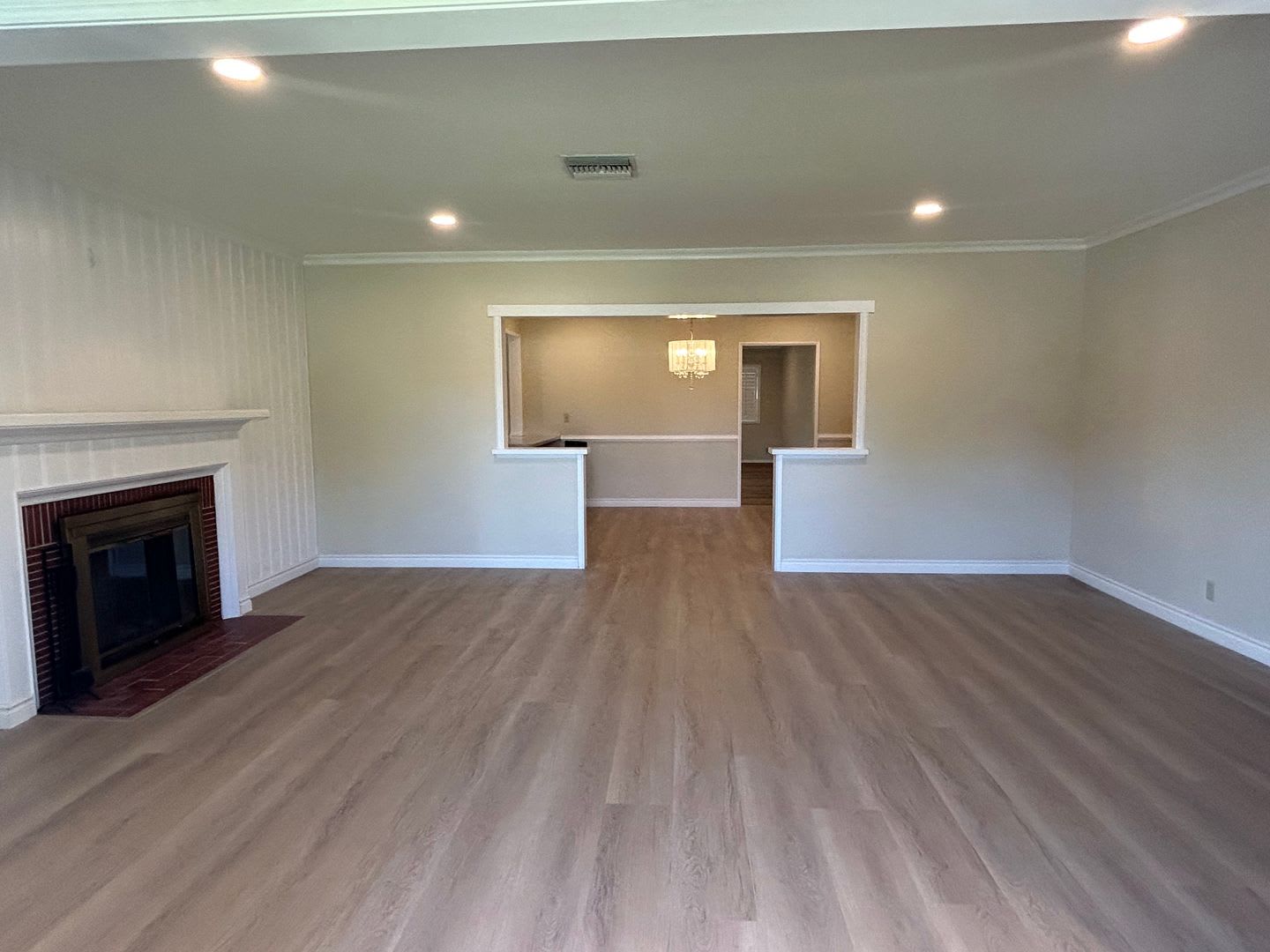 One level Single Family Residence walking to Arcadia Hugo Reid Elementary School – photo 2
