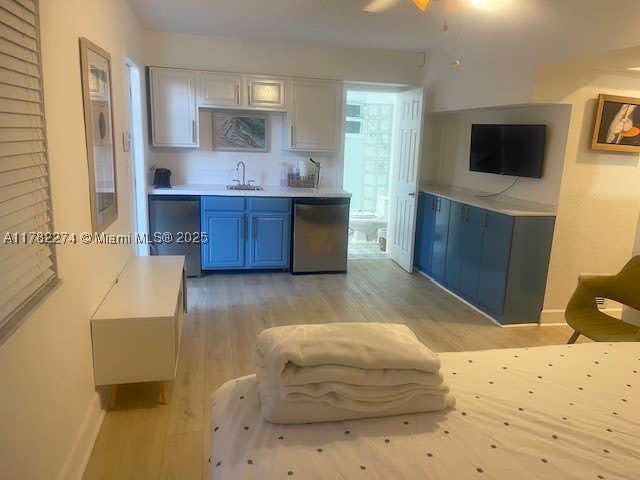 1560 NE 145th St – photo 4