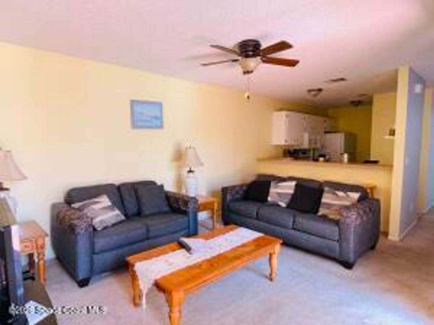 Short Term OR Long Term Rental Fully Furnished!! – photo 3