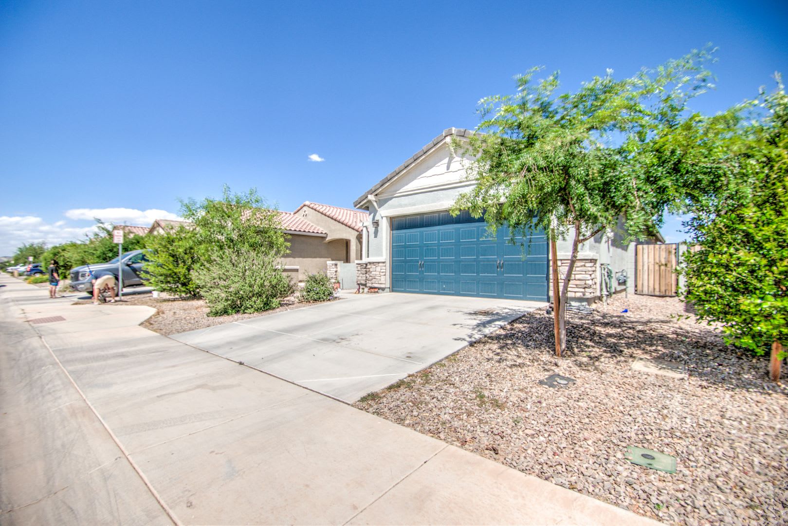Lovely Single Family 4 Bedroom For Rent – photo 3