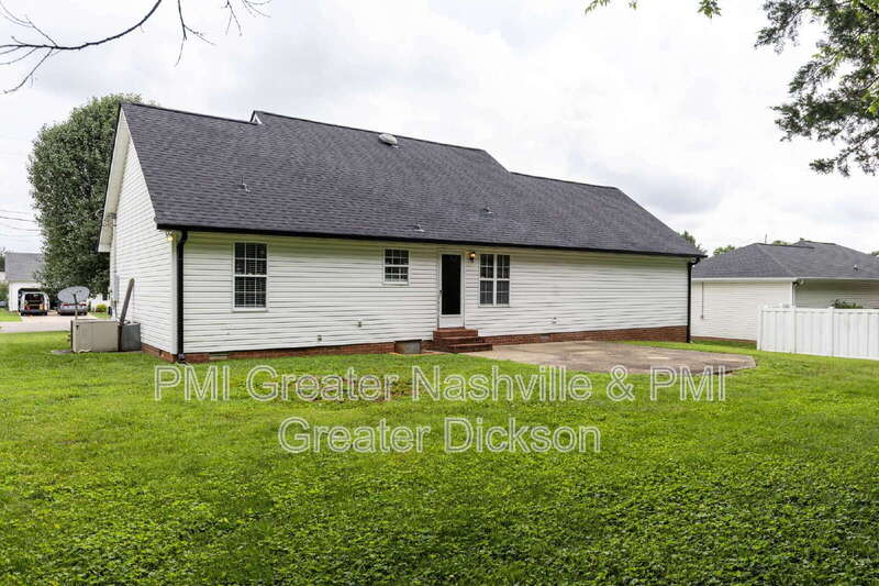 2414 Lismore Drive – photo 3