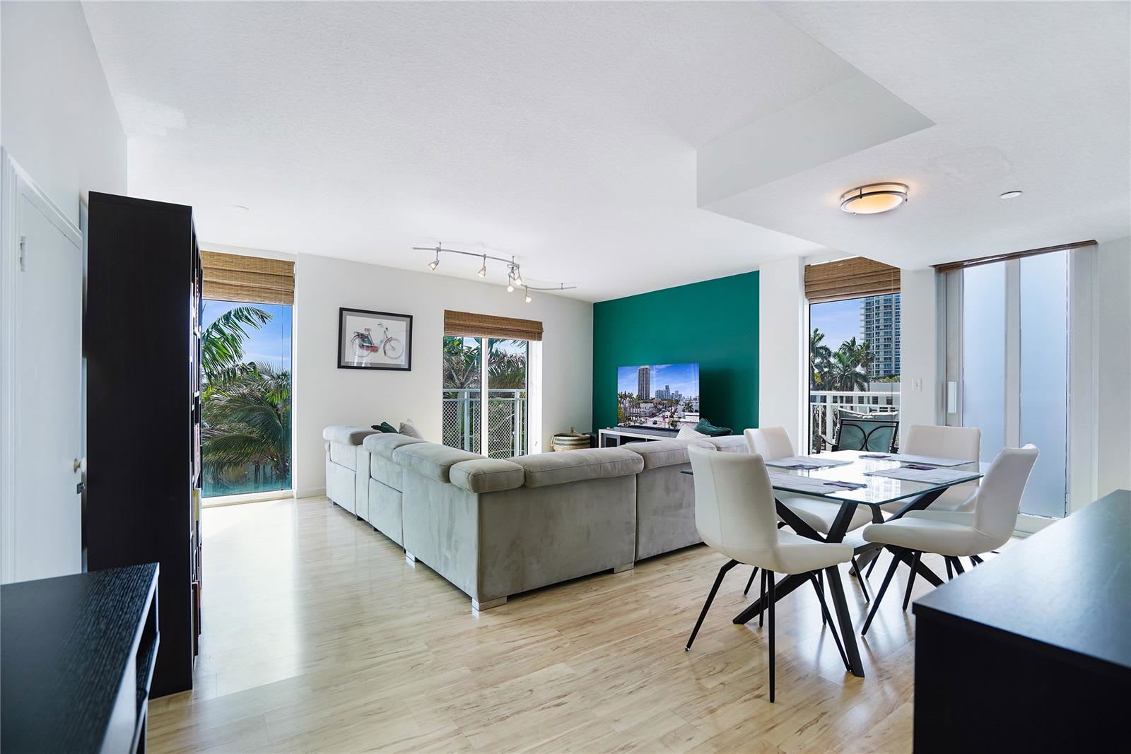 7600 Collins Avenue – photo 3