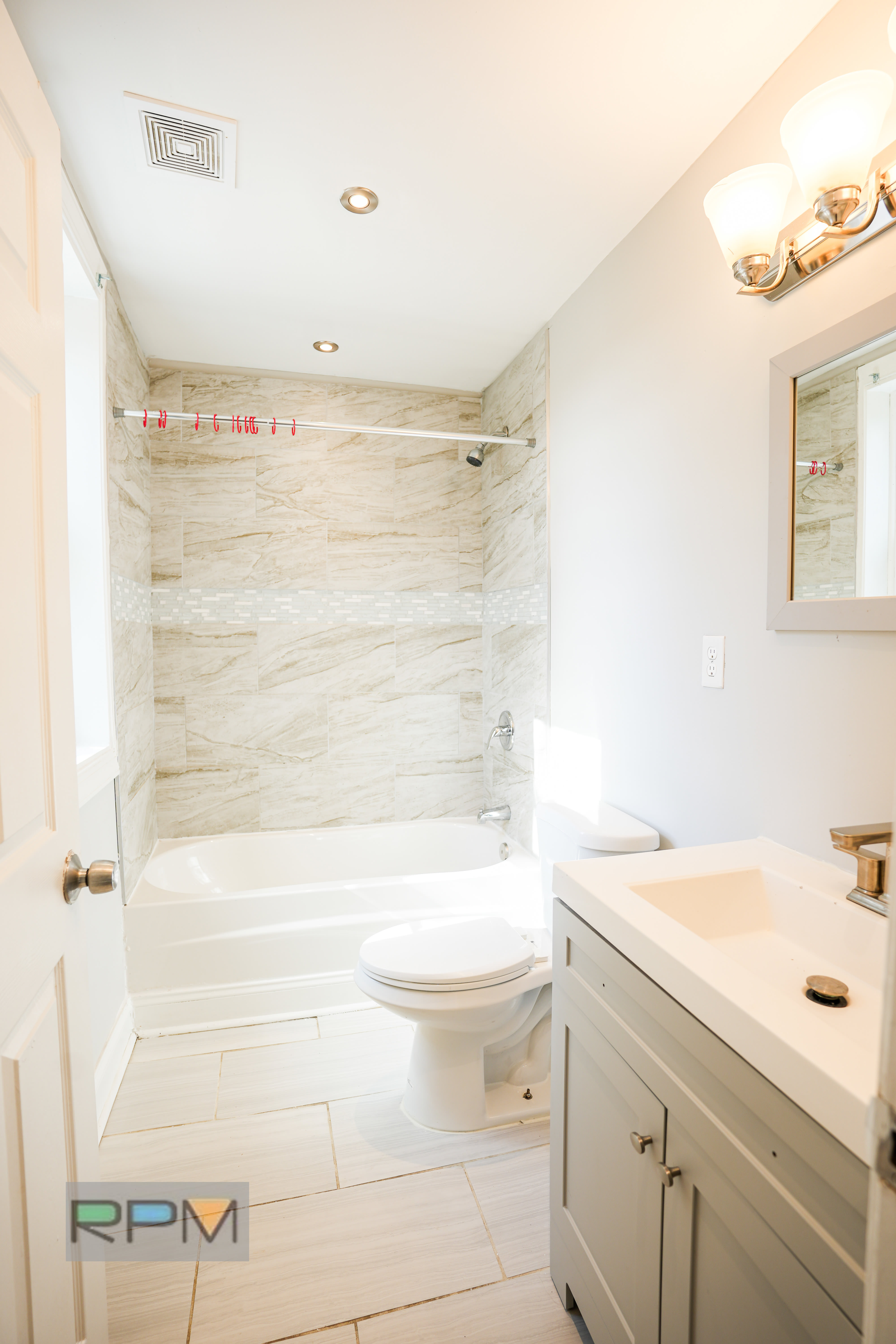 3726 Reisterstown Rd – photo 4