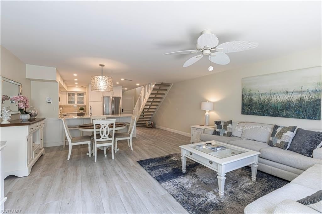 833 Meadowland Dr – photo 4