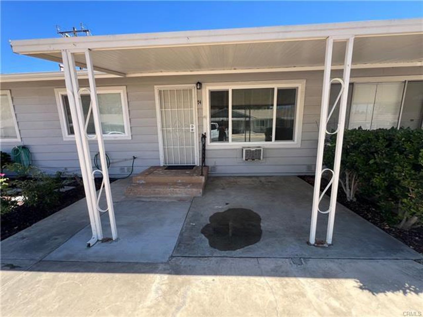 Beautifully Renovated 2 Bedroom 55 Community – photo 3