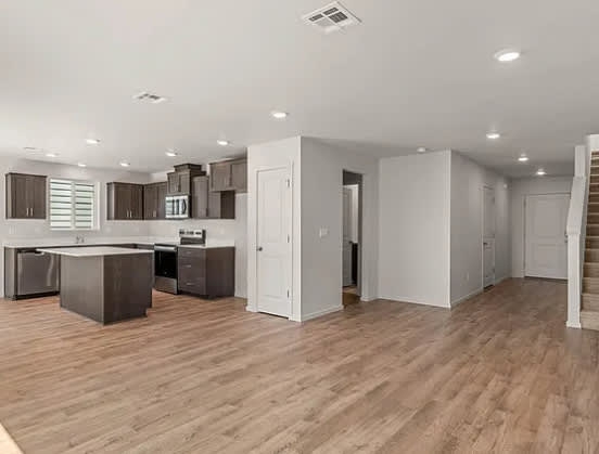 2629 Meadows Lane – photo 2