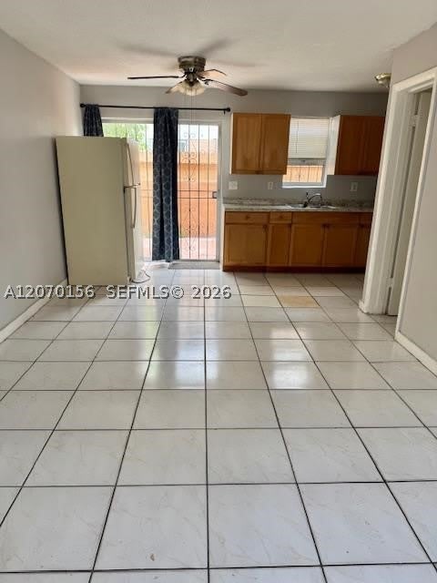 927 NW 7th Ct – photo 3