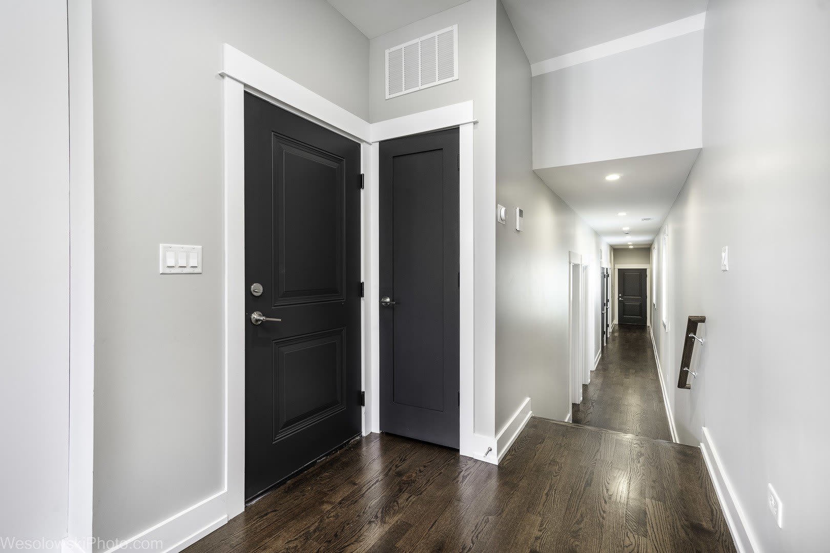 4317 S Forrestville Avenue – photo 2