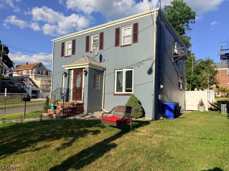 136 Belmohr St – photo 2