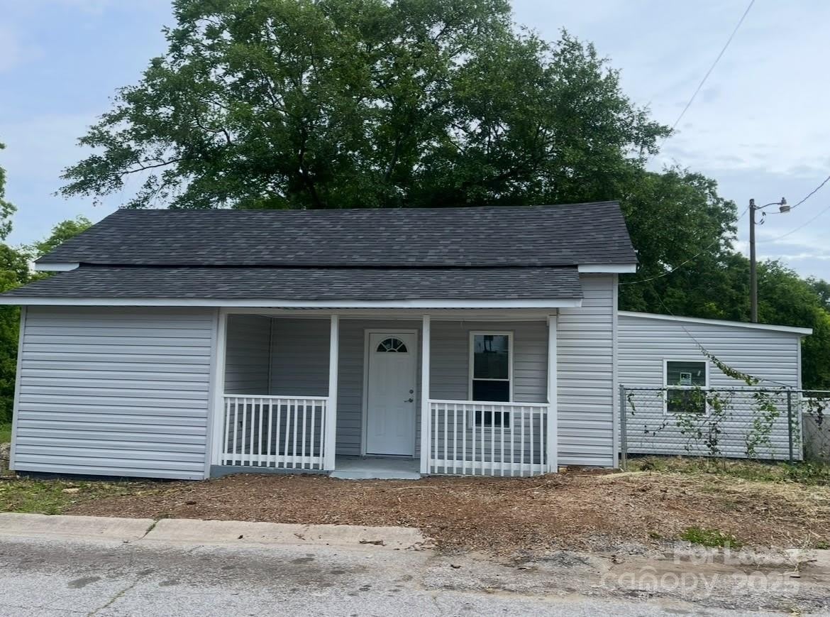 39 E White Street – photo 1