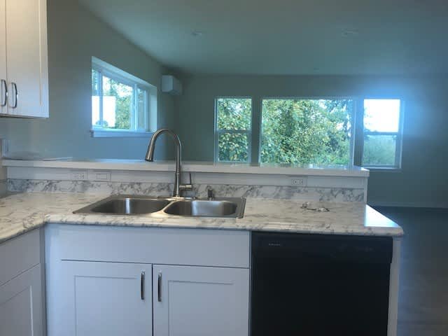 Limited-Time Offer: $25 Application Fee, Apply Today! RENT SPECIAL! $1000 OFF OF FIRST MONTH! – photo 4