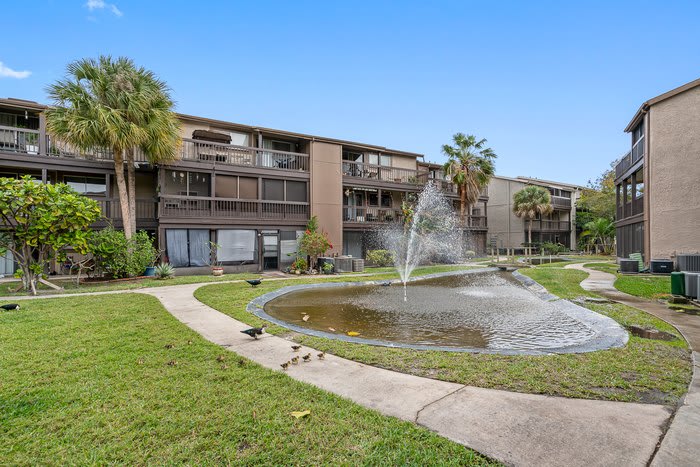 6338 Newtown Circle – photo 4