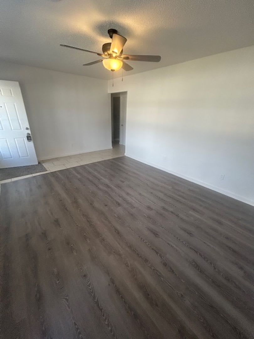 HALF OFF Security Deposit – Move-In Special! Section 8 Welcome! – photo 3