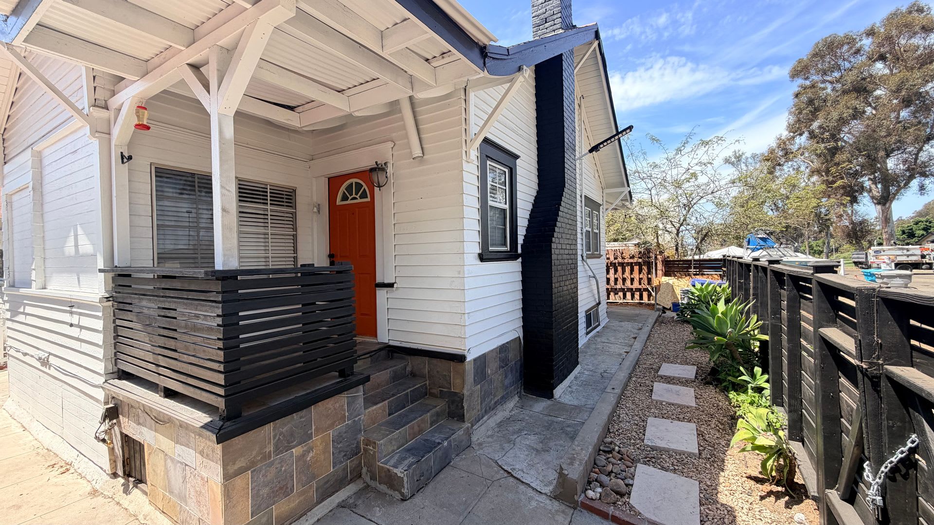 Beautiful 2 bedrooms 2 full baths house in Golden Hills area – photo 2