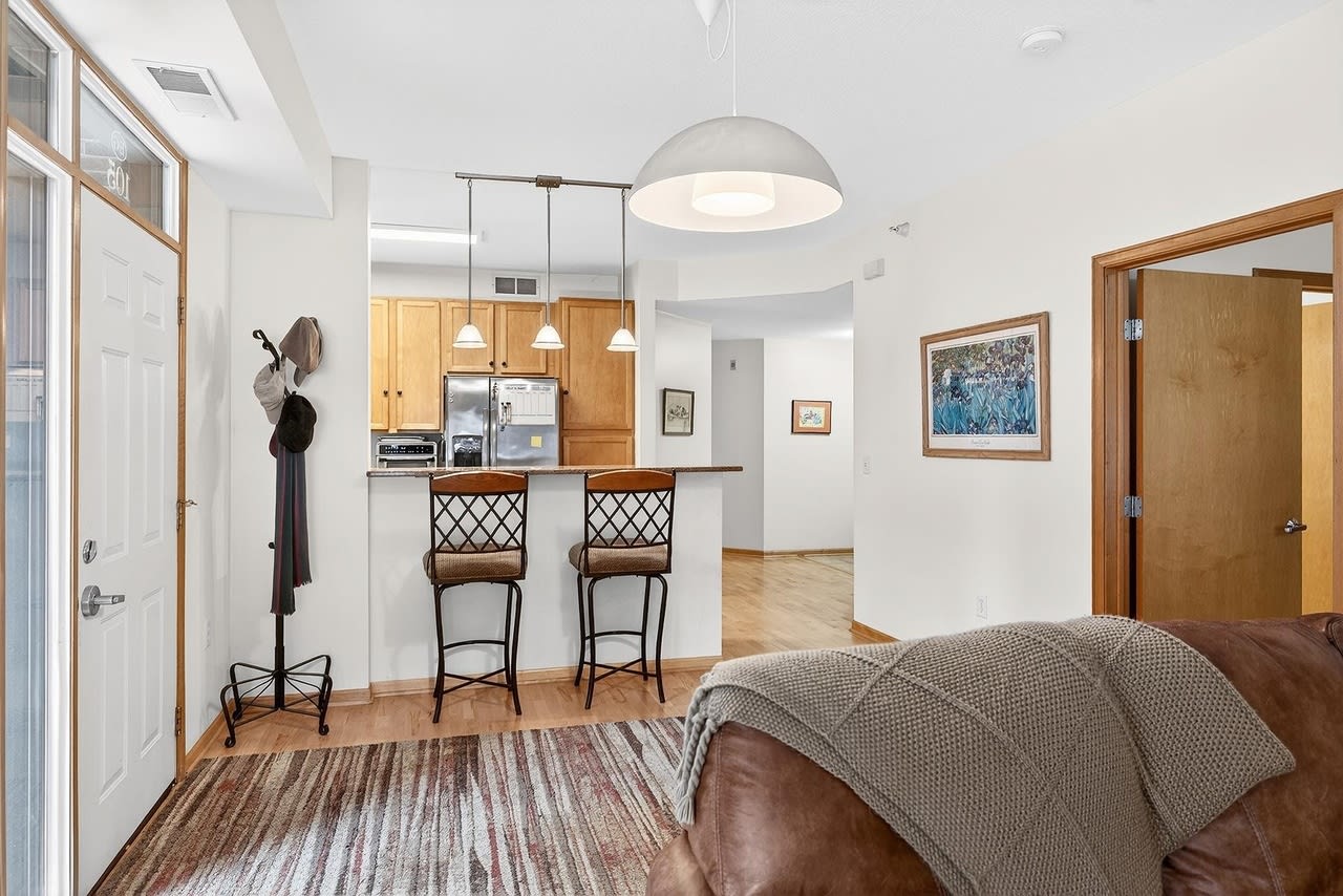 825 Berry Street – photo 2