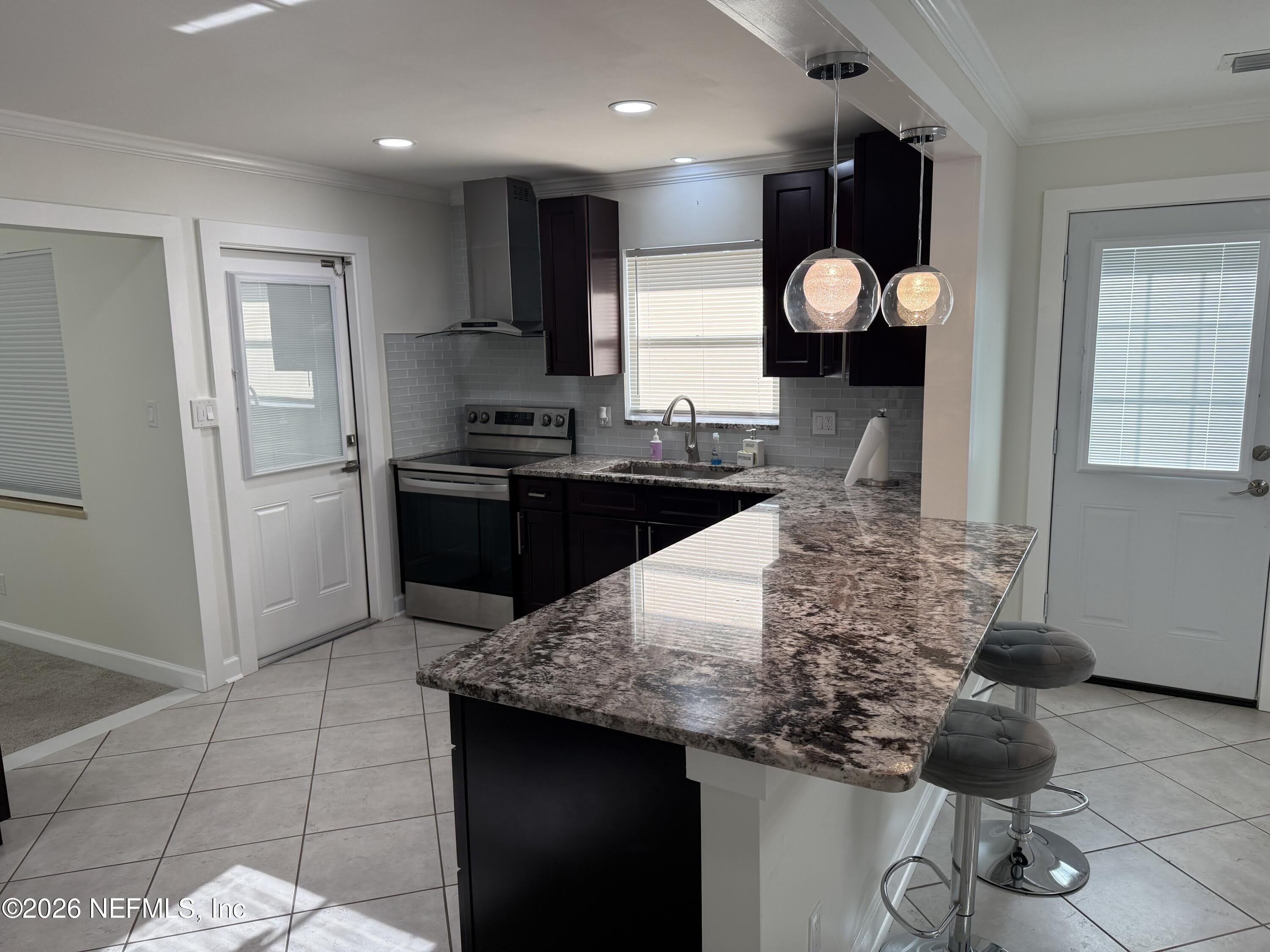 1324 GRANDVIEW Drive – photo 3
