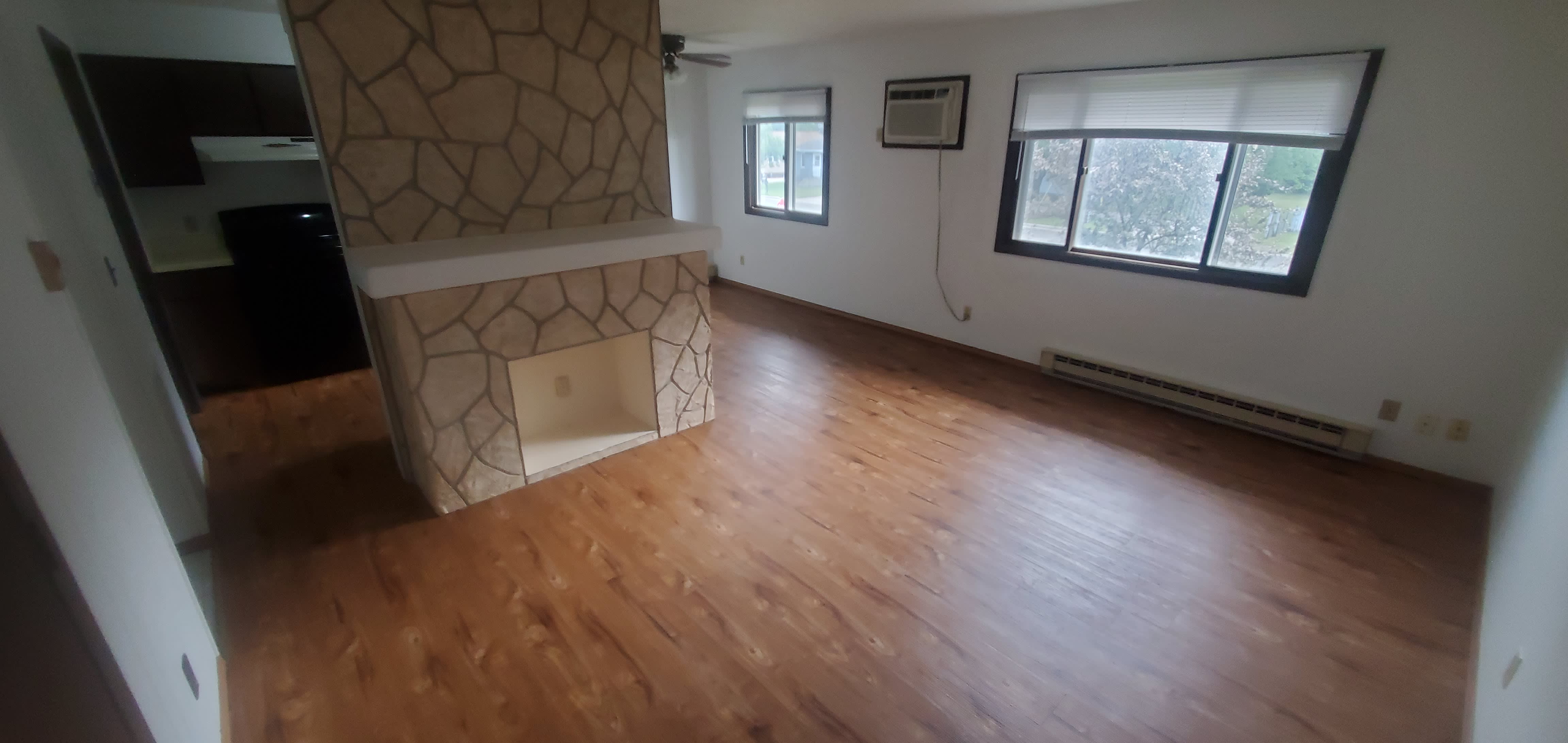 1749 Bainbridge St – photo 4