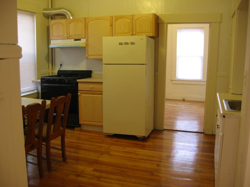 357 Windsor St. – photo 4