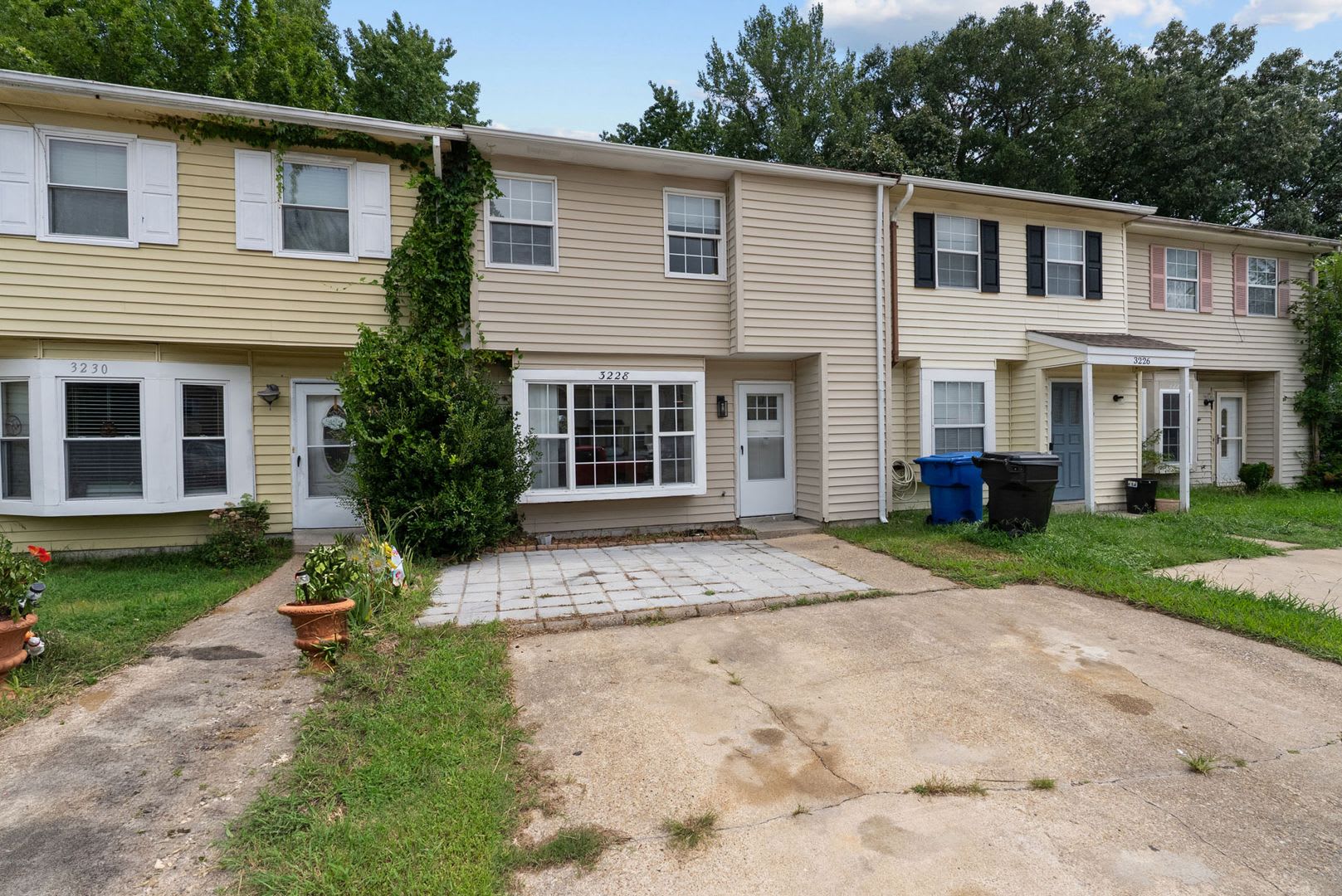 Charming 3-Bedroom Townhome in Virginia Beach. – photo 2
