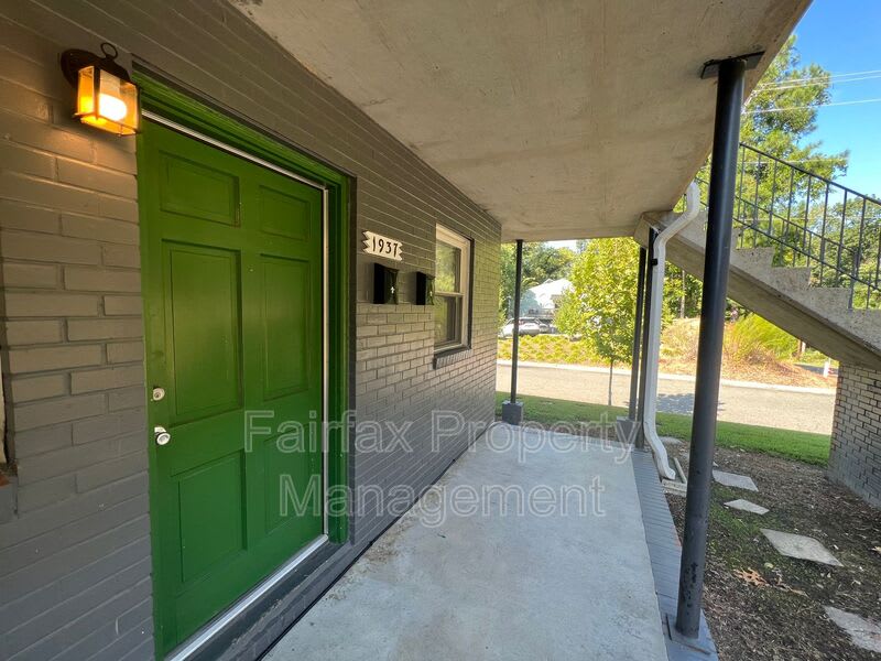 1937 Morehead Avenue – photo 1