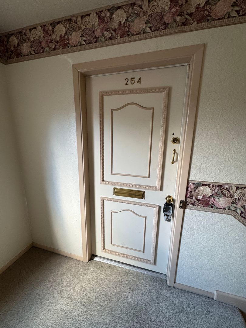 GREAT SPACIOUS CONDO – photo 5